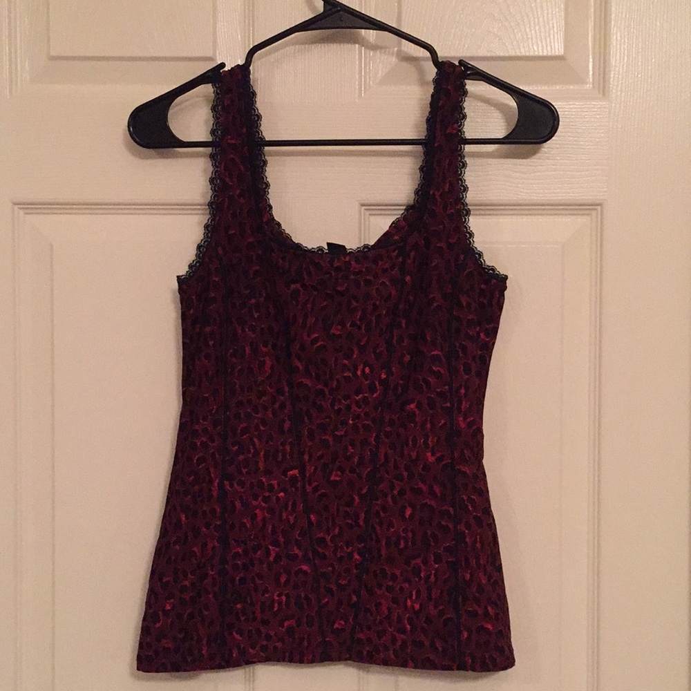 Sexy red and black ribbed tank with lace trim